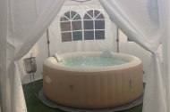 Bubbly bliss hot tub hire