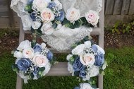 Bouquets to suit all budgets. 