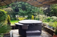 South East Hot Tubs
