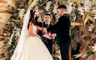 Stately Home Wedding (Photo: CaptureMyBigDay)