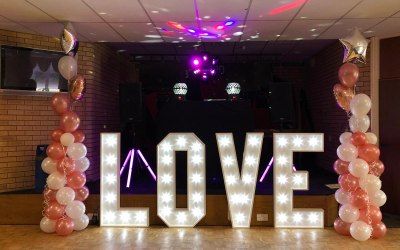 4ft Love letters