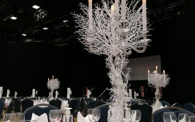 The Organic Candelabra Table Centre
