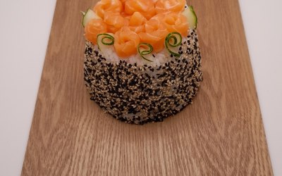 Sushi cake