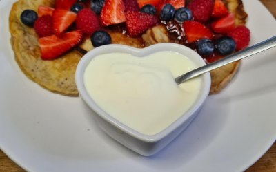 Banana Pancakes with Berries