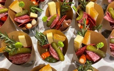 grazing cups