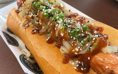 Traditional Frankfurter with Curry Ketchup