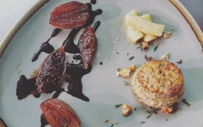 Stilton, walnut and thyme scone with thyme and garlic butter served with balsamic glazed figs
