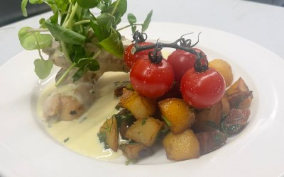 Seared Chicken in a White Wine Sauce