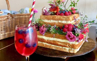 naked wedding cake