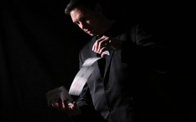 Incredible Magician - David Days