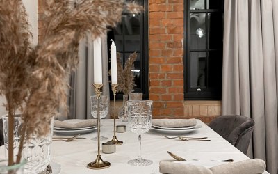 Table Setting for a birthday dinner 
