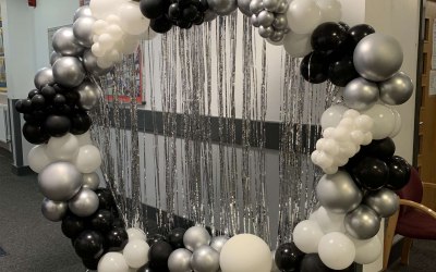 Balloon hoop