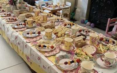 Children’s afternoon tea graze runner 