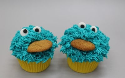 Cookie monster cupcakes