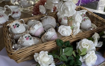 Pretty in pink...milk jugs & sugar bowls