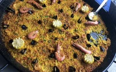Ibiza paella party at customers pool 