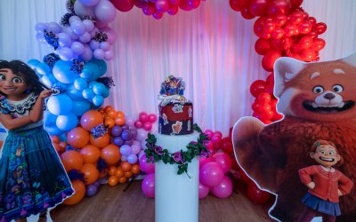 Encanto x Turning Red balloon ring 