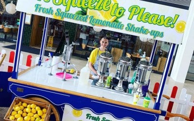 Fresh Lemonade Cart