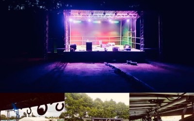 One of our trailer stages in use for a festival