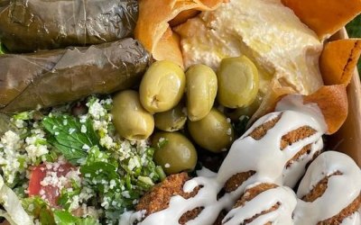 Falafel Mezza Box