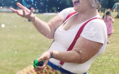 Juggling and magic at a school fair