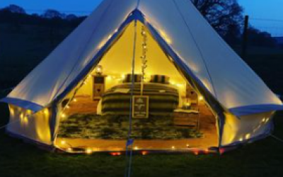 Romantic glamping pod. 