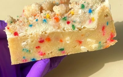 MMmakes Signature Birthday Crumb Blondie