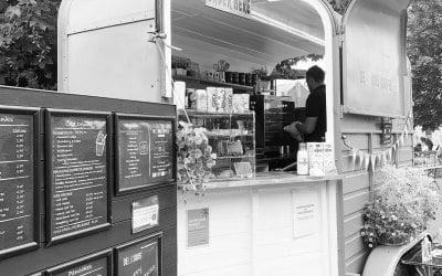DeLICious Coffee Horse Box 