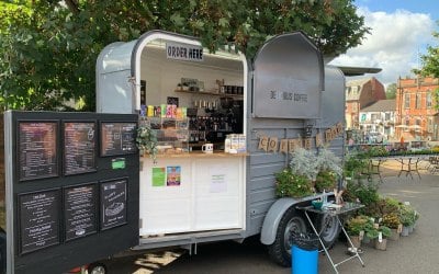 DeLICious Coffee Horse Box 
