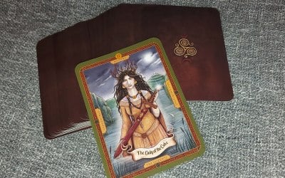 Avalon Oracle deck