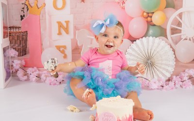 CAKE SMASH