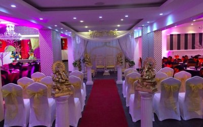 wedding chairs