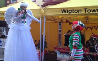 Angel of Snow - Stilt Walker