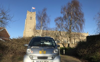 Winter wedding  before and after the church service, Blythburgh
