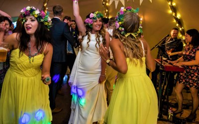 Every bride love to dance! 
