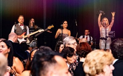 Party band for dancing