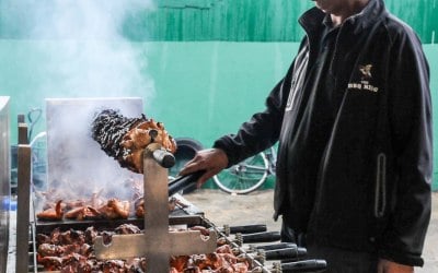 Head Chef Marcus hard at work on the grill!