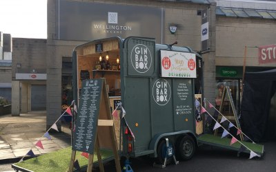 Both bars down and ready to serve