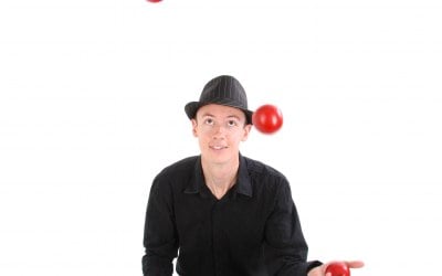 Speciality juggler