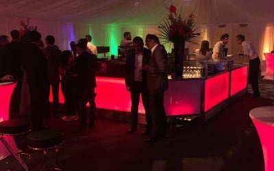 16 metre island bar with corners