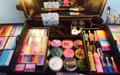 Face painting set up 