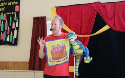 birthday party entertainer