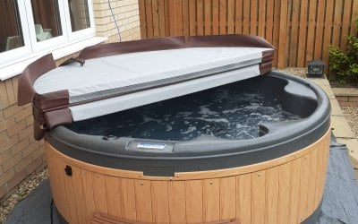 Skye Solid Hot Tub 