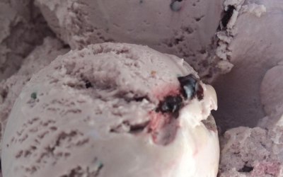 Over 93 Mouthwatering Flavours also a choice of Sorbets