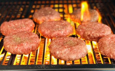 Flaming Burgers ☺️