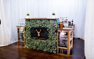 Elegant pop up bar suitable for any inside event