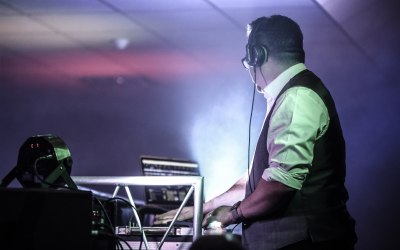 DJ in action