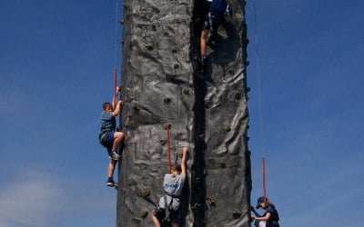 4-Person Climbing Wall