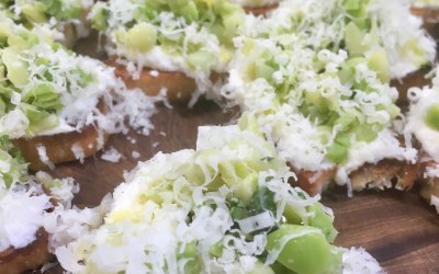 Broad bean and ricotta bruschetta