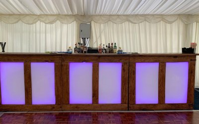 Oak & Light Bar - `purple light